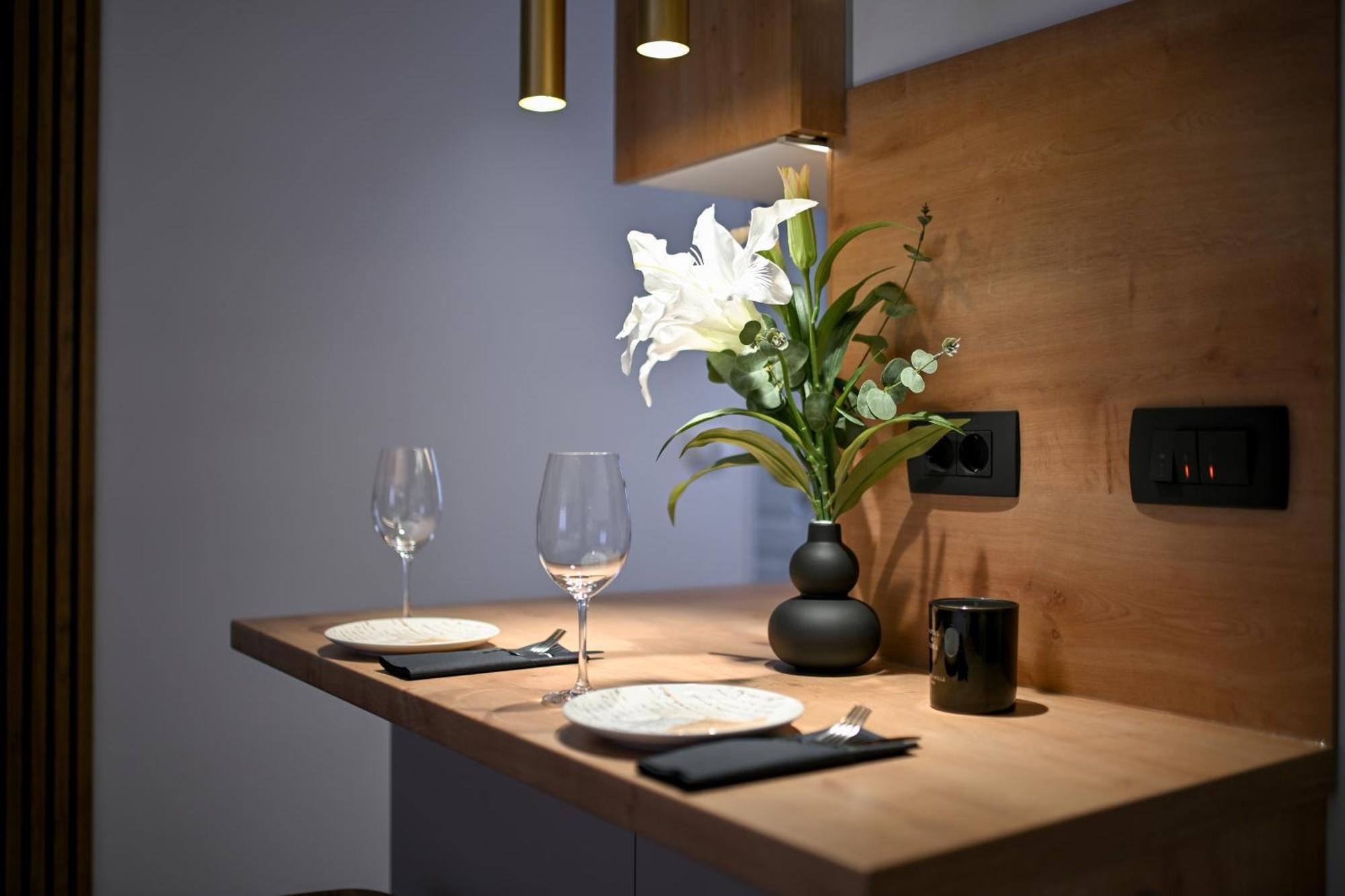 זאדאר Apartments And Rooms Nekic מראה חיצוני תמונה