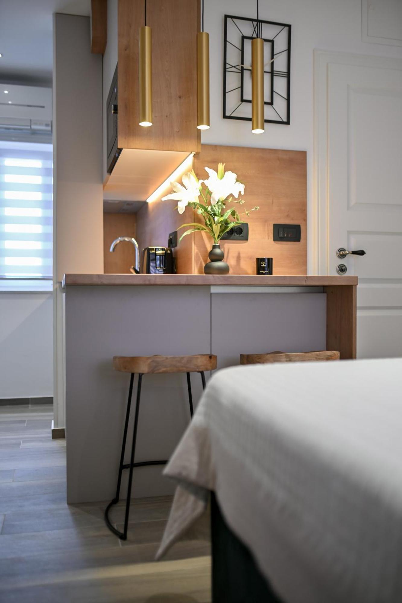 זאדאר Apartments And Rooms Nekic מראה חיצוני תמונה